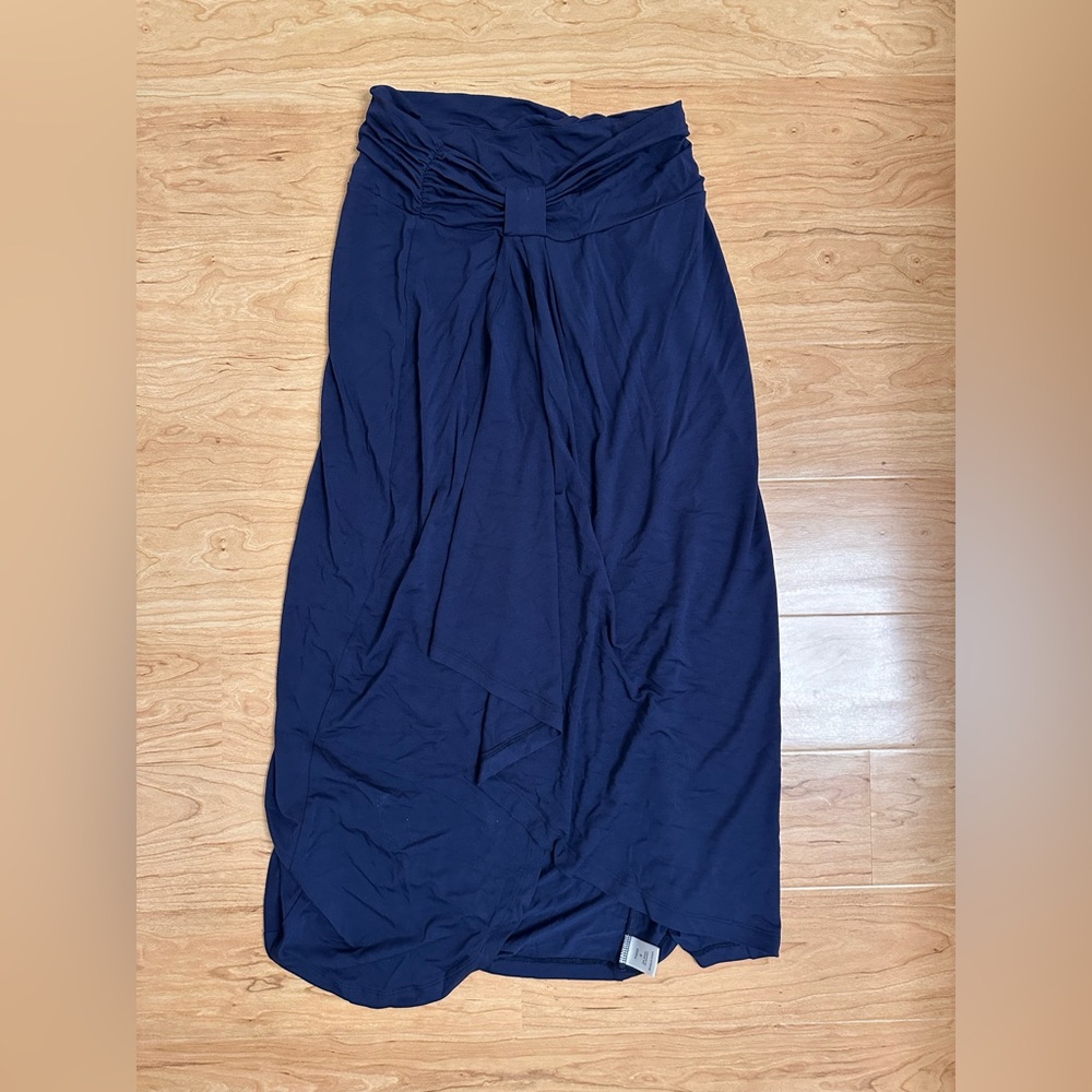 Navy Blue Flowy Strapless “Dress” with Middle Part
